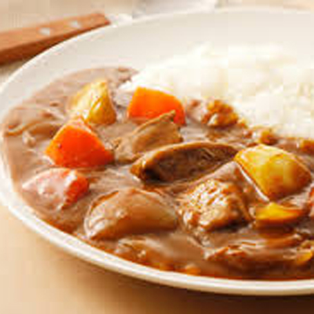 とっても美味しい特製くじらレトルトカレー